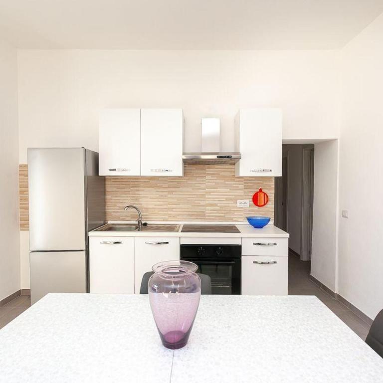 Home da Renzo - Appartamento con 2 Camere da Letto - 16