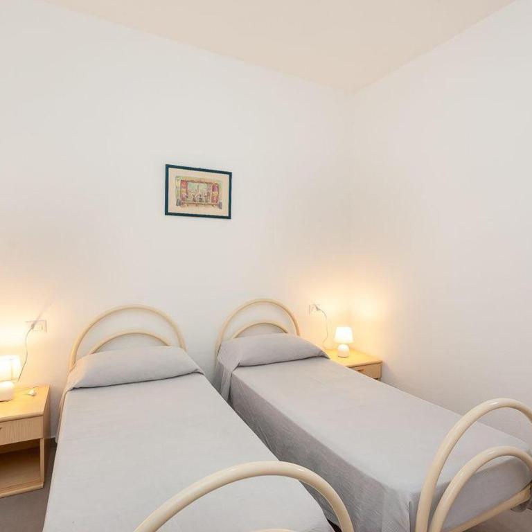 Home da Renzo - Appartamento con 2 Camere da Letto - 17