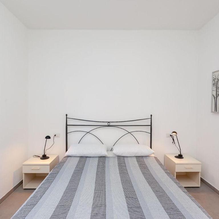 Home da Renzo - Appartamento con 2 Camere da Letto - 19