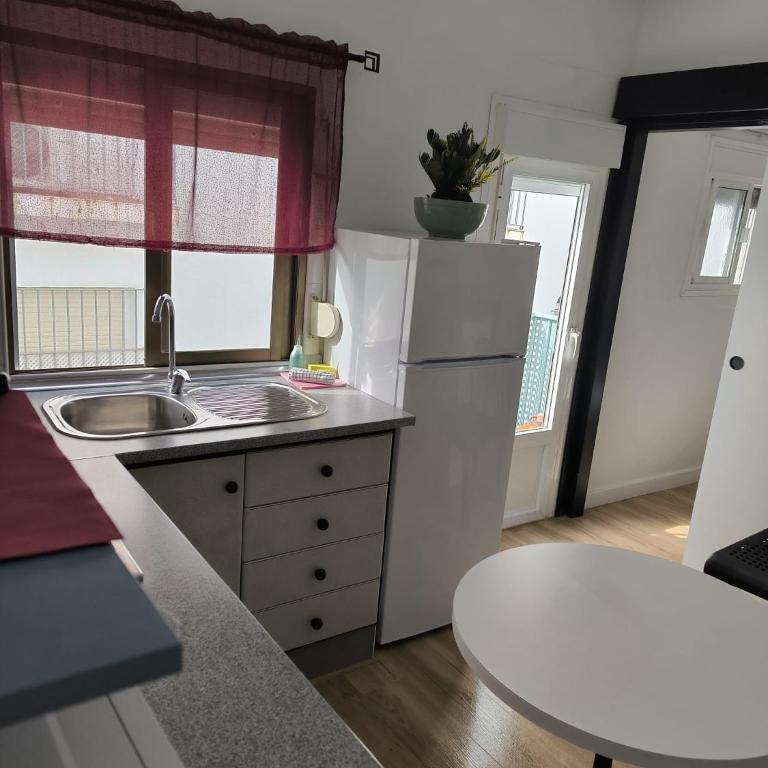 LUANTO - Two-Bedroom Apartment - 25