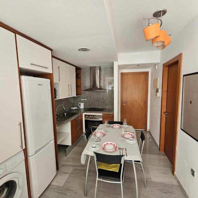 Apartamento Elegance Benidorm - Two-Bedroom Apartment - 9