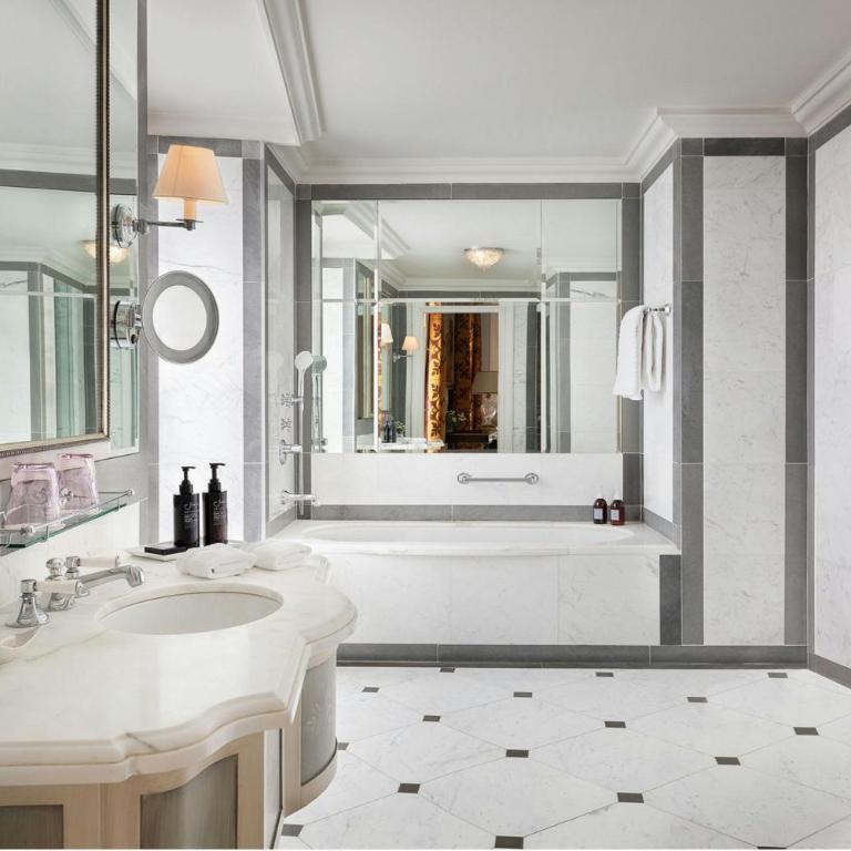 The St. Regis Florence - Premium, Guest room, 1 King - 6