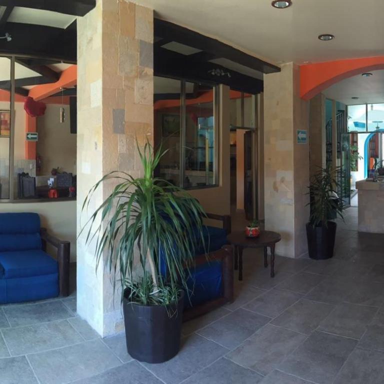 Hotel Tres Marías - Quadruple Room with Bathroom - 2
