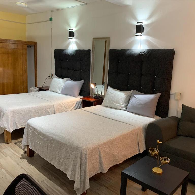 10 Habitación Independiente en Zona Romántica a 1 cuadra del muelle - One-Bedroom Apartment - 12