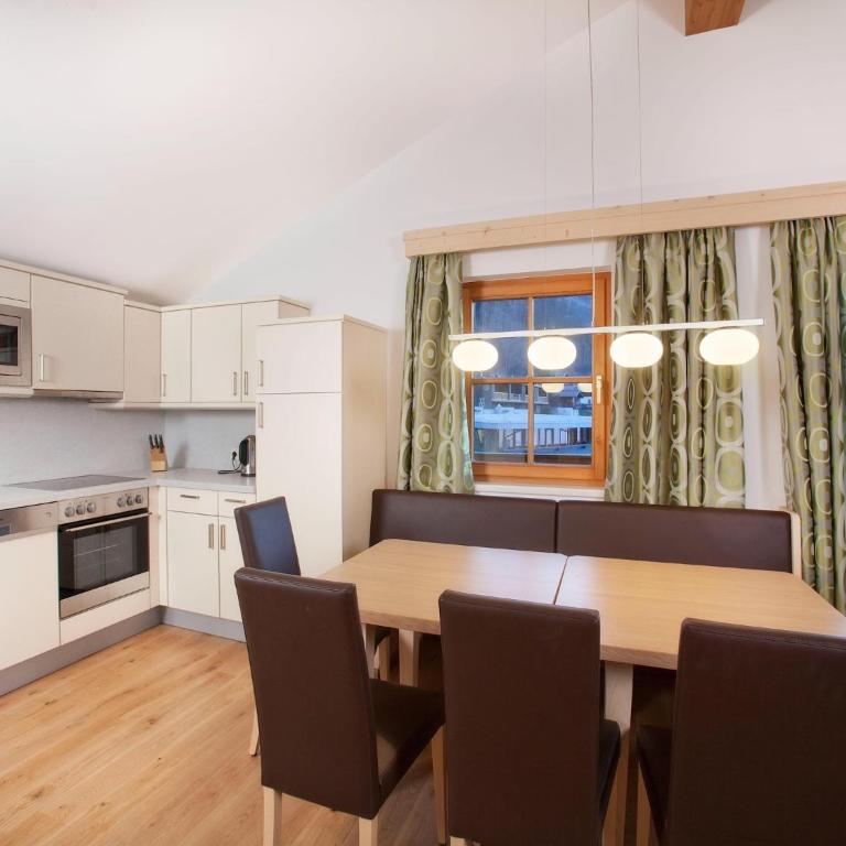 Apartment in Wald near Ski Slopes - Appartement 2 Chambres - 5