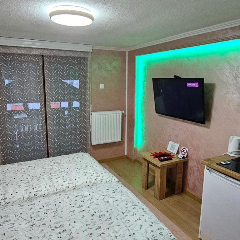 Sobe Amar - Dvokrevetna Soba sa Zasebnim Krevetima i Terasom - 1