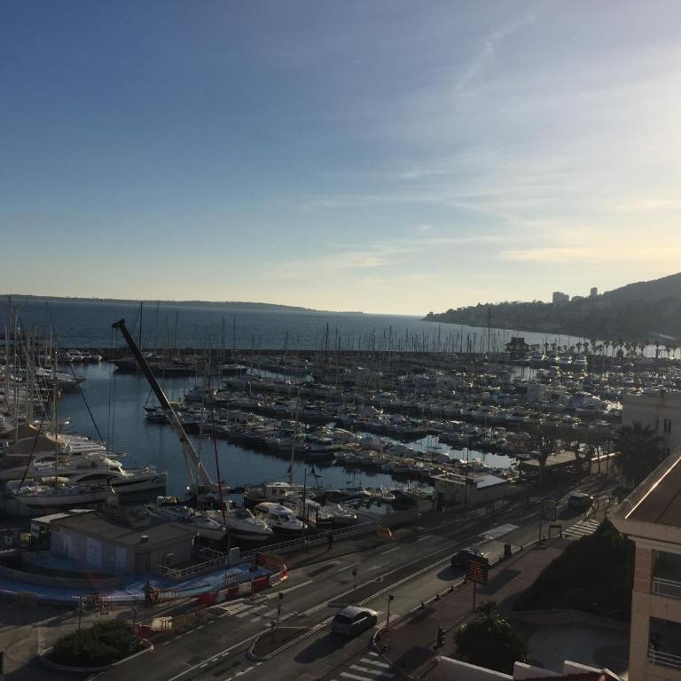 Amazing View Port Golfe-Juan and Garage - Studio - Vue sur Mer - 37