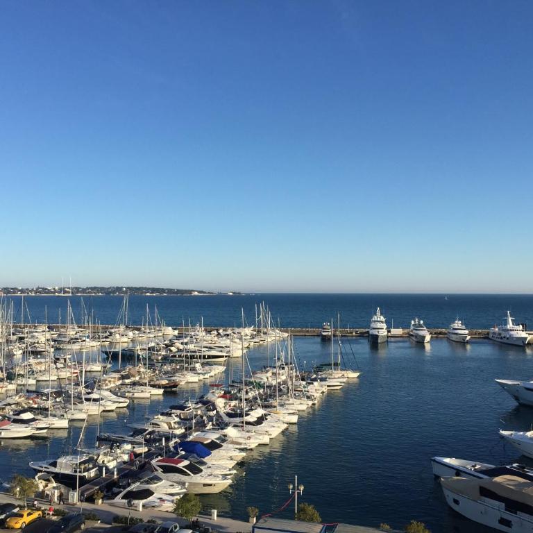Amazing View Port Golfe-Juan and Garage - Studio - Vue sur Mer - 43