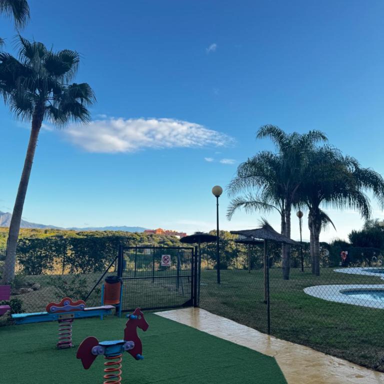 CASA PERFECTA PARA PAREJAS Y FAMILIA (MANILVA) - Apartamento de 2 dormitorios - 7