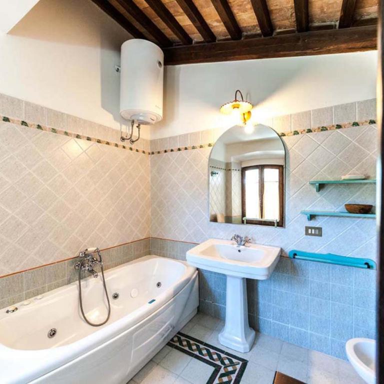Borgo Podernovo - Appartamento Deluxe con 4 Camere da Letto - 8