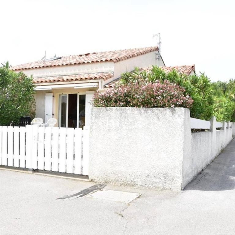 Villa avec terrasse et garage proche plage GA120-038 - Maison 4 Chambres - 2