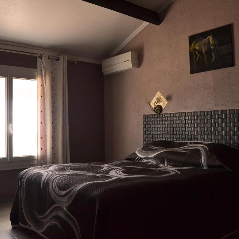 Hôtel Le Dauphin Bleu - Chambre Triple Supérieure avec Salle de Bains - Vue sur Mer - 2