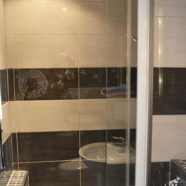 Hôtel Le Dauphin Bleu - Chambre Double Premium avec Salle de Bains - Vue sur Mer - 5