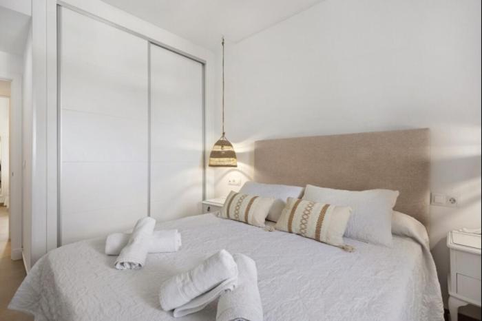 Isla Candor free parking by Staycare - Apartamento - 16