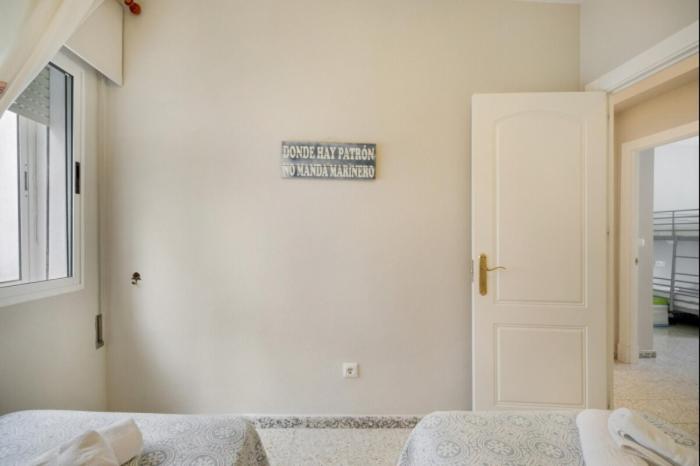 Pinar del Mar by Staycare - Apartment - 16
