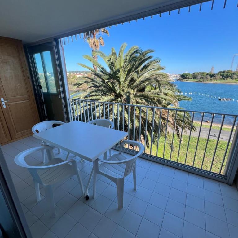 BAIE DES ANGES I Joli T2 cabine piscine proche plage Richelieu Cap d'Agde - Appartamento con Vista Lago - 12