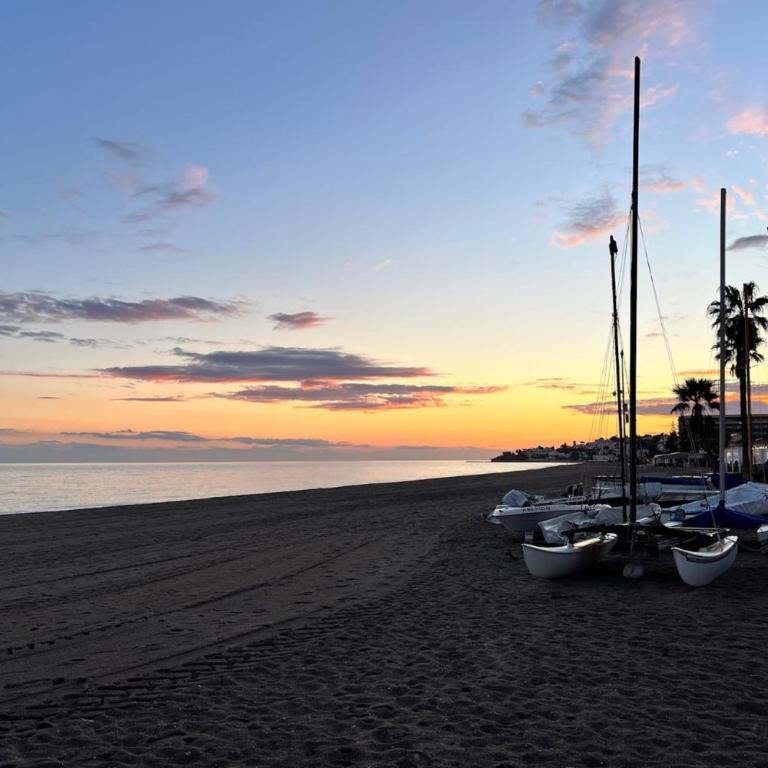 Luxury 4-Bedroom Penthouse with Panoramic Sea Views in La Cala de Mijas - Apartamento - 33
