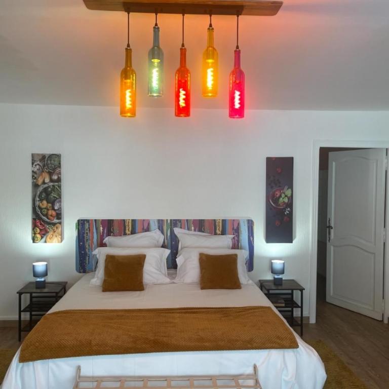 Le mas de Camassade - Chambre Familiale avec Salle de Bains Privative - 4