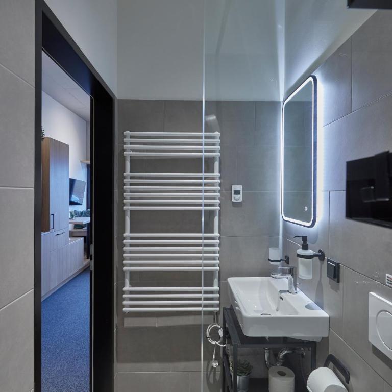 miniLOFT apartments Leonding - 24h Self-Check-in - free parking - Apartment mit 1 Schlafzimmer und Aussicht - 2