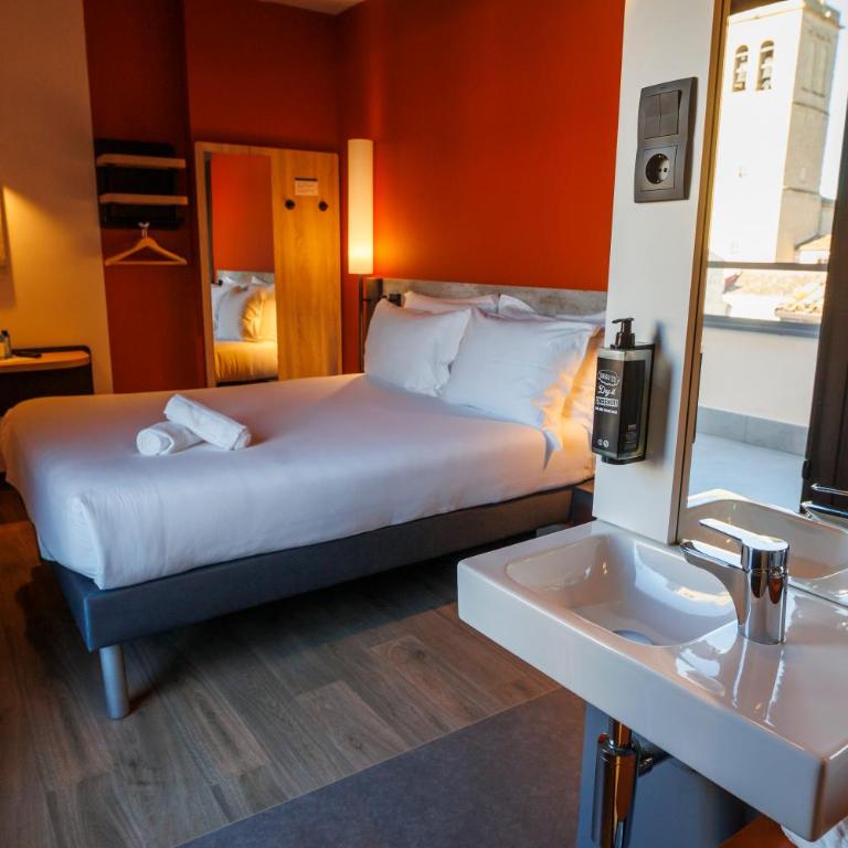 ibis budget Logroño Centro - Habitación Doble Estándar con terraza - 14