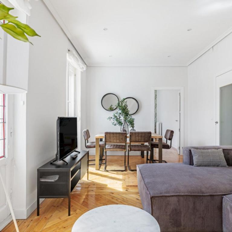 Refurbished and Bright-4Bedrooms 2Bathrooms - Goya - Apartment - 3