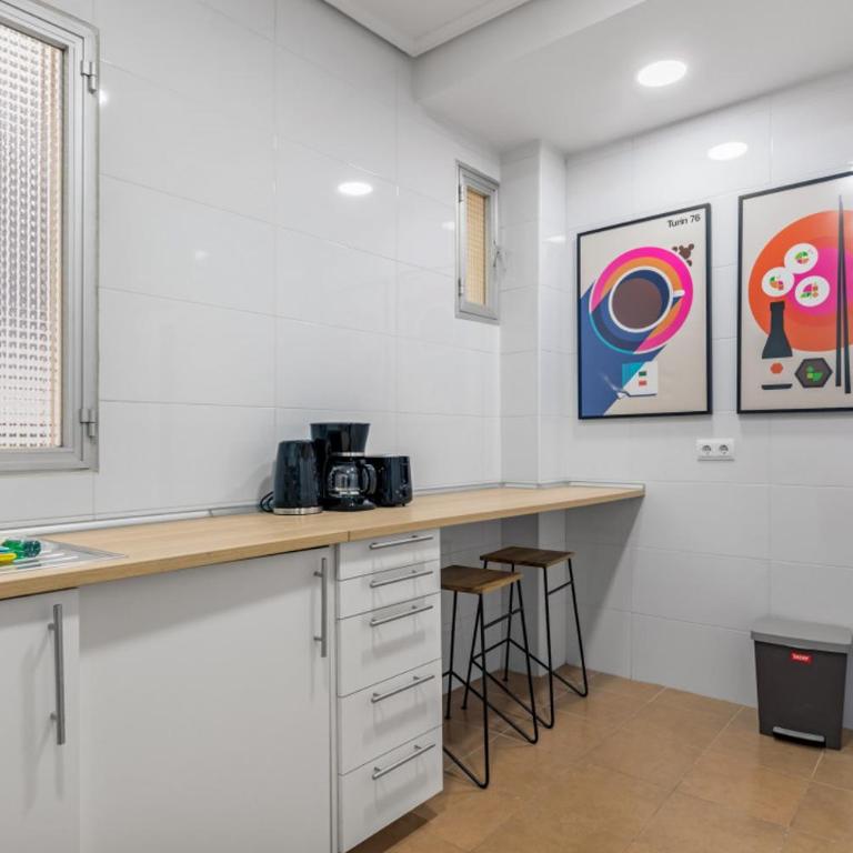 Refurbished and Bright-4Bedrooms 2Bathrooms - Goya - Apartment - 8
