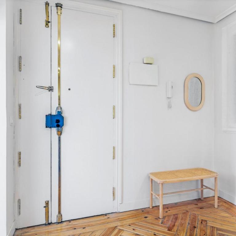 Refurbished and Bright-4Bedrooms 2Bathrooms - Goya - Apartment - 23