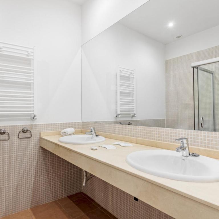 Refurbished and Bright-4Bedrooms 2Bathrooms - Goya - Apartment - 19