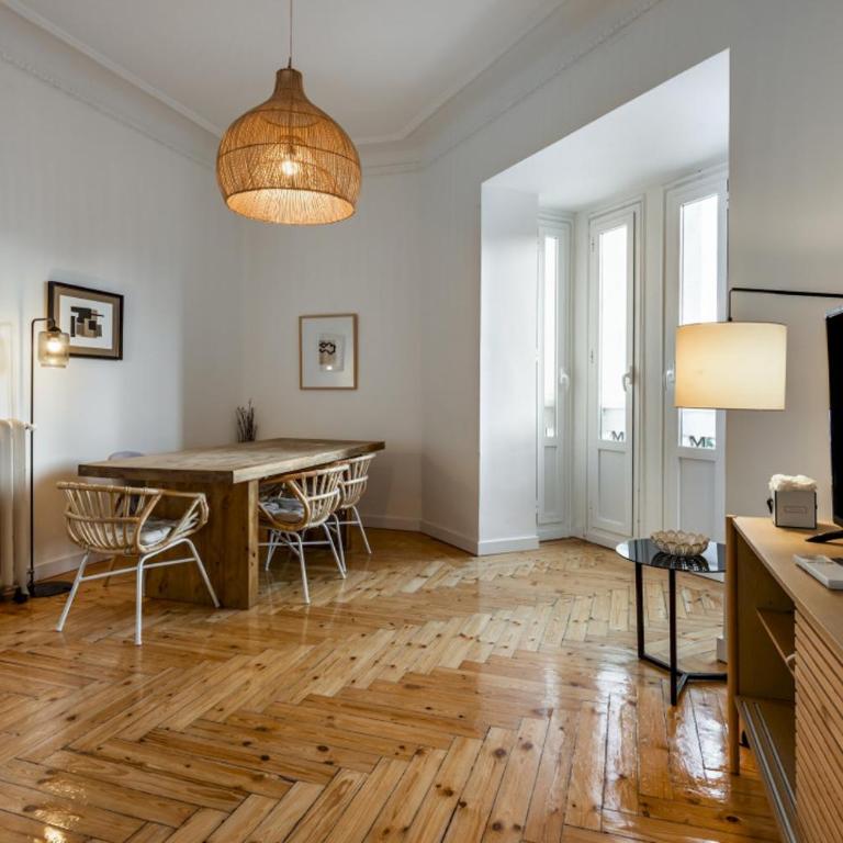 Amazing apartment - 4Bedrooms 2 Bathrooms - Goya - Apartment - 4