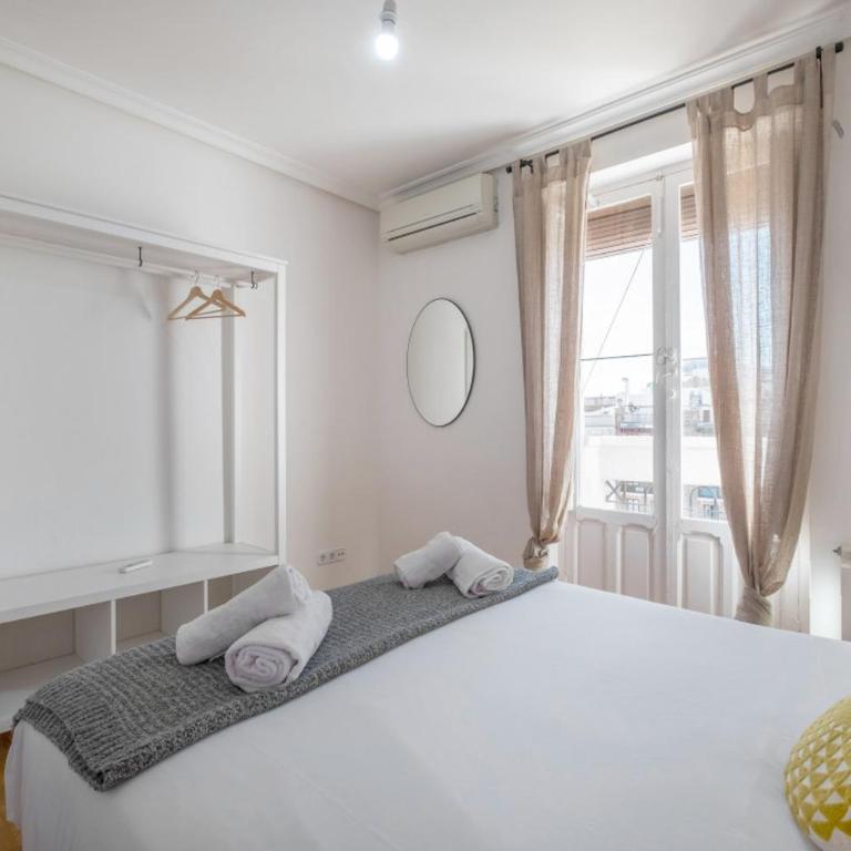 Spacious apartment-4Bedrooms 2Bathrooms - Goya - Apartment - 12