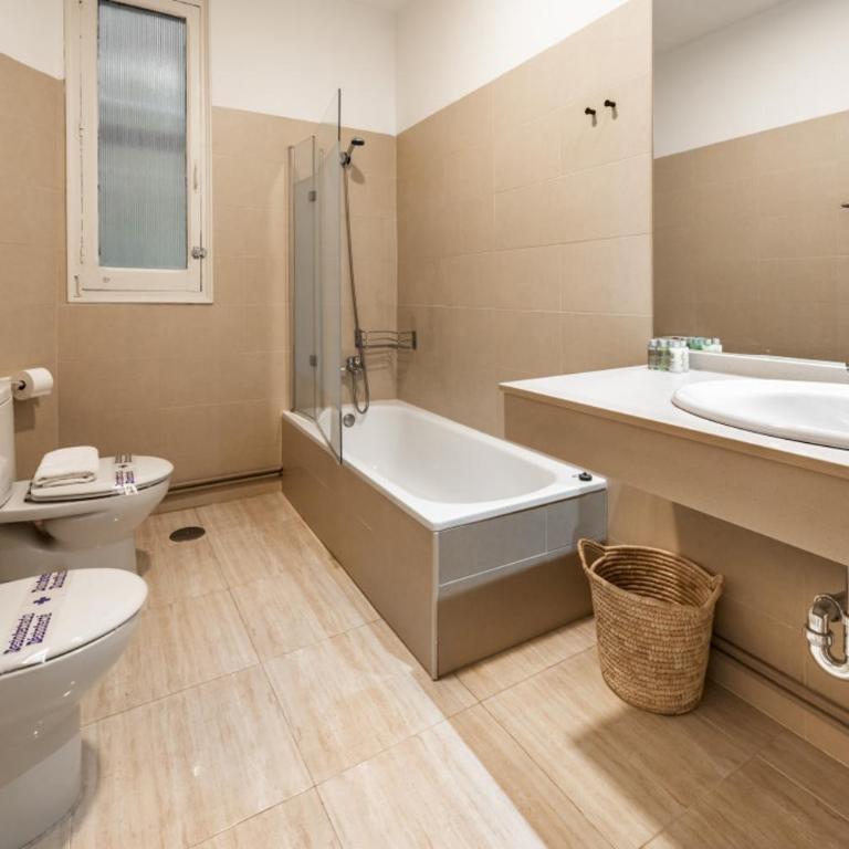 Amazing apartment - 4Bedrooms 2 Bathrooms - Goya - Apartment - 21