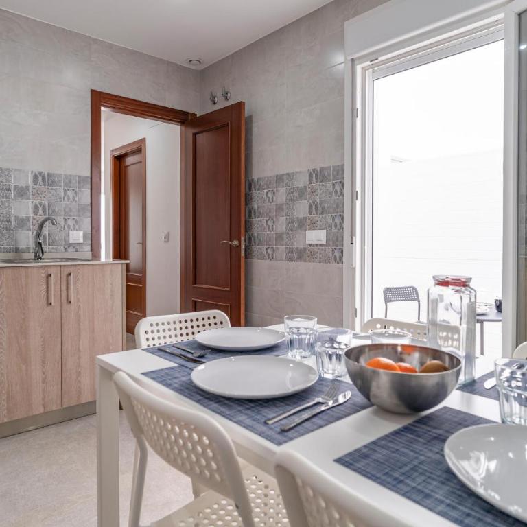 Beautiful Home In Conil De La Frontera - Ferienhaus mit 3 Schlafzimmern - 4