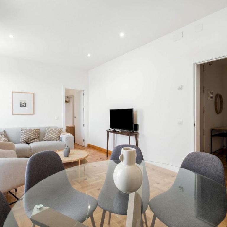 Bright apartment-4Bedrooms 2Bathrooms - Goya - Apartamento - 2