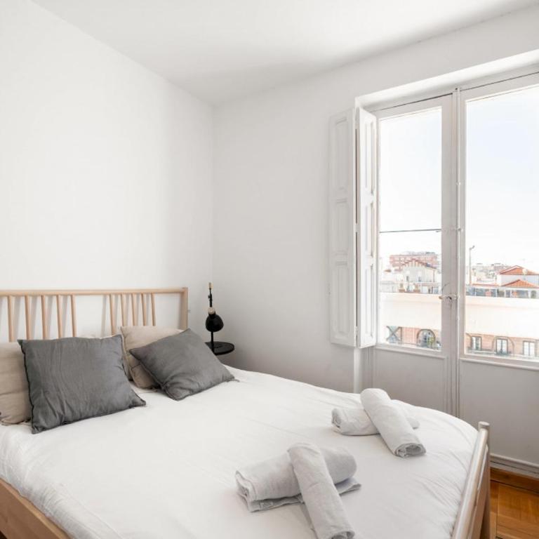 Bright apartment-4Bedrooms 2Bathrooms - Goya - Apartamento - 12