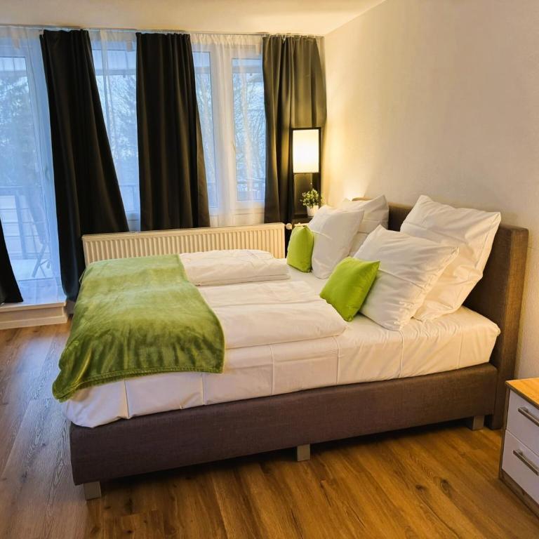 Apartments Sleep Service Spa mit Pool,Sauna,Fitness - Apartamento de 1 dormitorio con terraza - 2