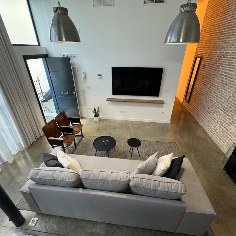 06 Alameda Luxury - One-Bedroom Apartment - 2
