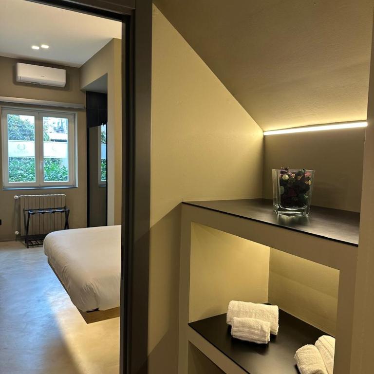 L'Opera - Luxury Apartment - Deluxe Double Room with Shower - 7
