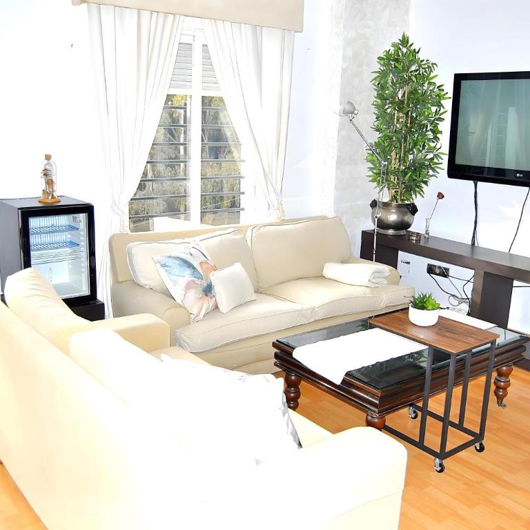 POOL & BEACH- Malaga Cozy House- Nature - Casa de 3 dormitorios - 14