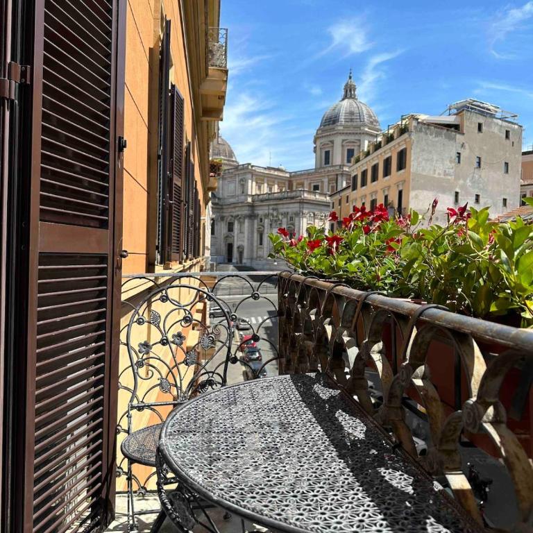 Luxury house Empire 96 - Appartamento con 2 Camere da Letto - 54
