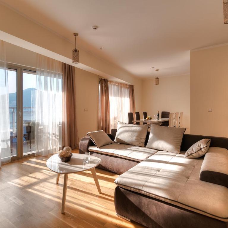 Sea View Apartments MonteBook - Apartman sa 3 Spavaće Sobe i Pogledom na More - 2