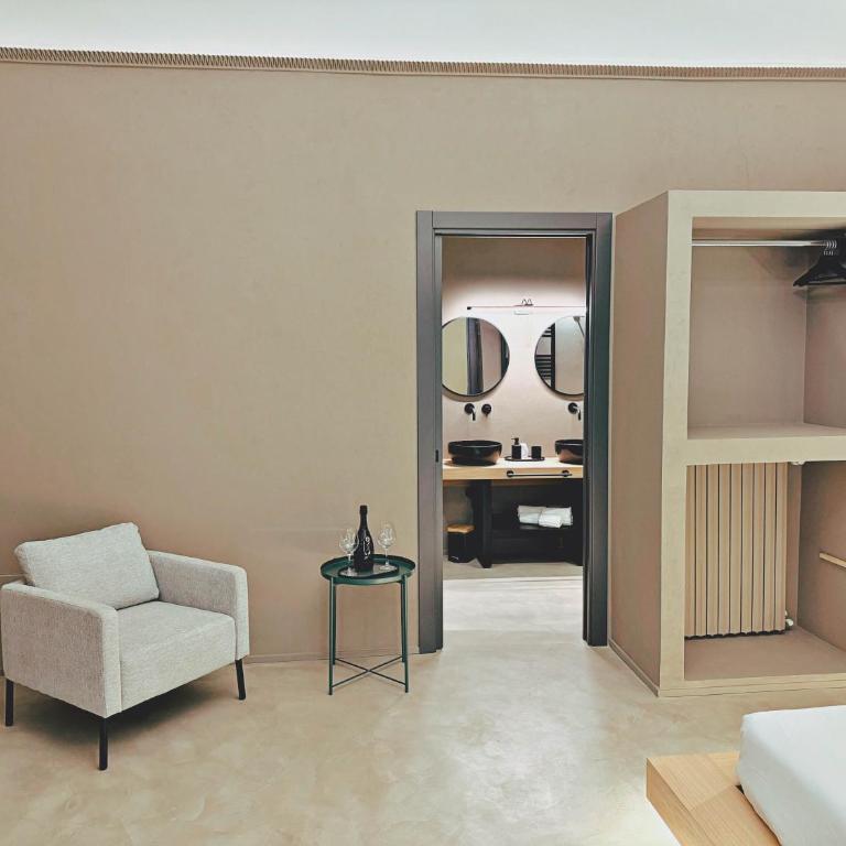 L'Opera - Luxury Apartment - Luxury Quadruple Room - 6