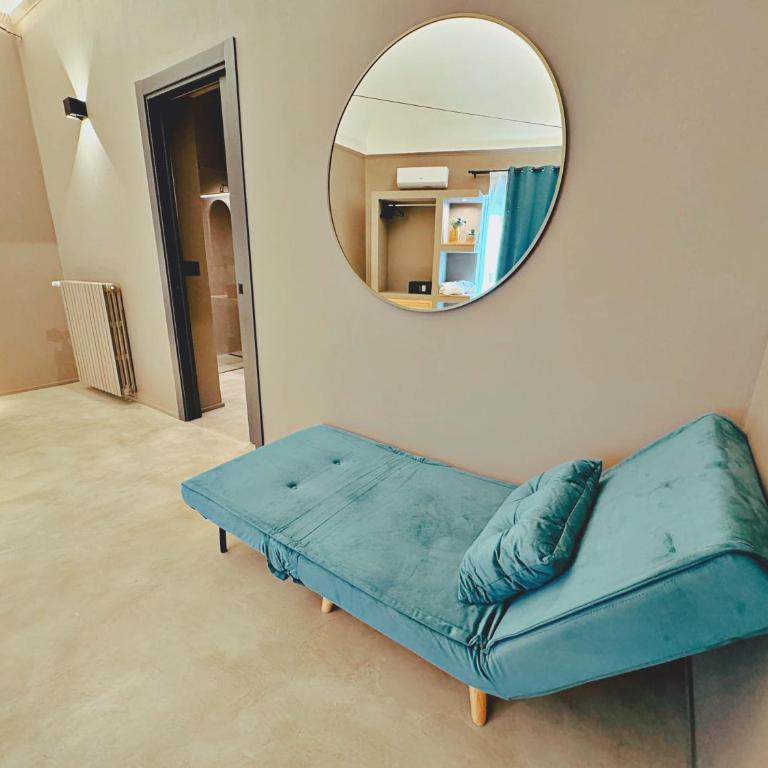 L'Opera - Luxury Apartment - Triple Room with Bath - 12