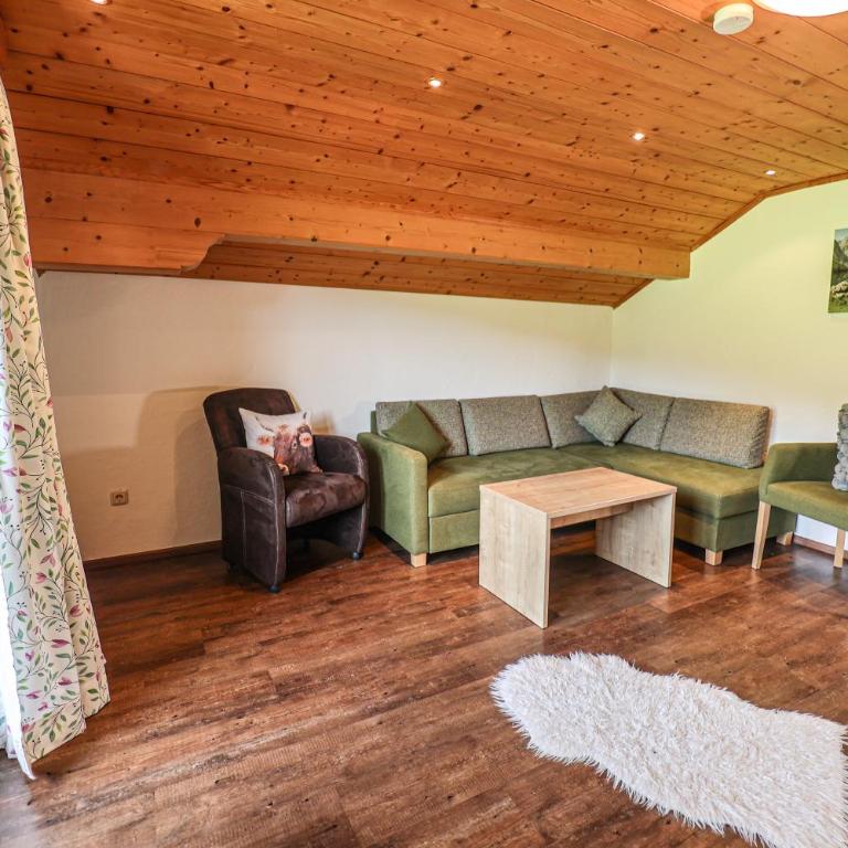 Ferienhof Bernegglehen - Two-Bedroom Apartment - 11