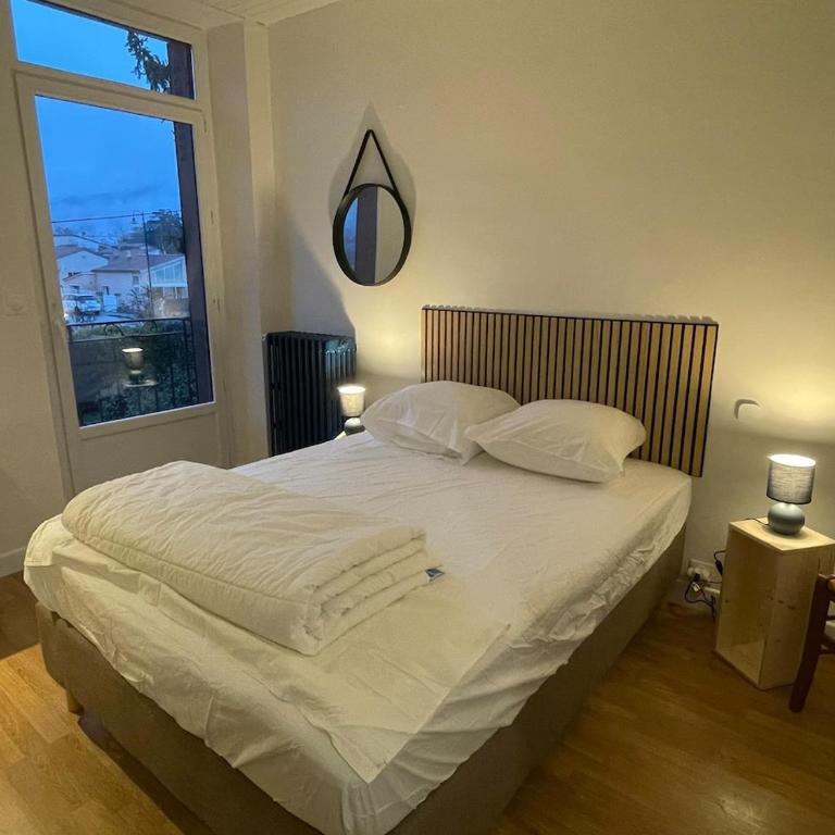 Appartement cosy dans une maison de caractère - Appartement 3 Chambres avec Vue sur la Montagne - 17