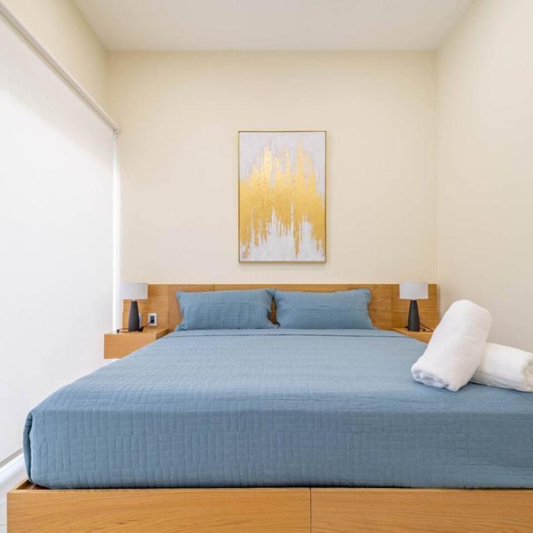 2 BD Suite with Balcony Gym Rooftop Pool - Apartment - 7