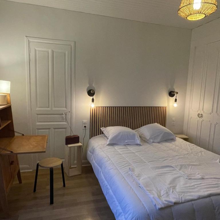 Appartement cosy dans une maison de caractère - Appartement 3 Chambres avec Vue sur la Montagne - 15