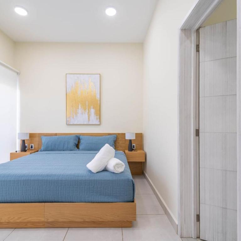 2 BD Suite with Balcony Gym Rooftop Pool - Apartment - 41