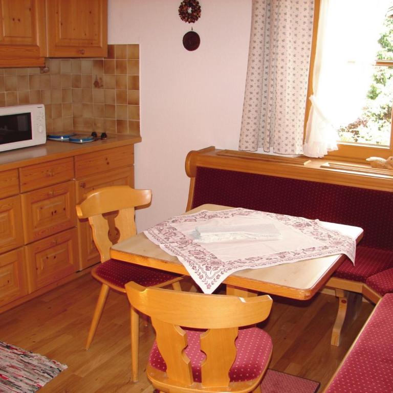 Gästehaus Renn - Zentral in Oberstdorf - Apartment mit 1 Schlafzimmer - 3