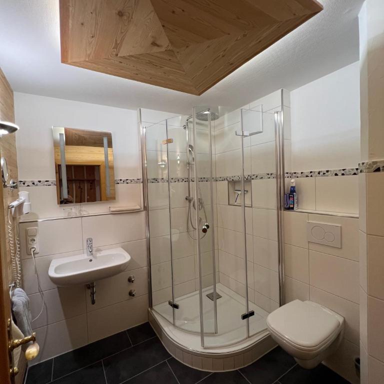 Gästehaus Renn - Zentral in Oberstdorf - Apartment mit 1 Schlafzimmer - 5