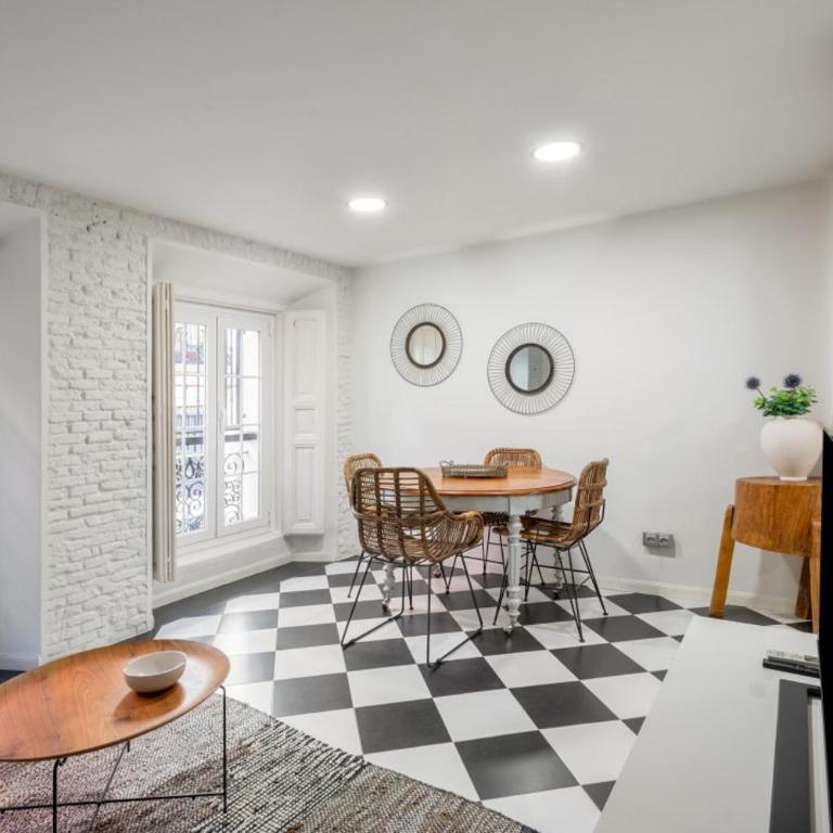 Modern and Bright -2 Bedrooms 1 Bathroom-Lavapies - Two-Bedroom Apartment - 5